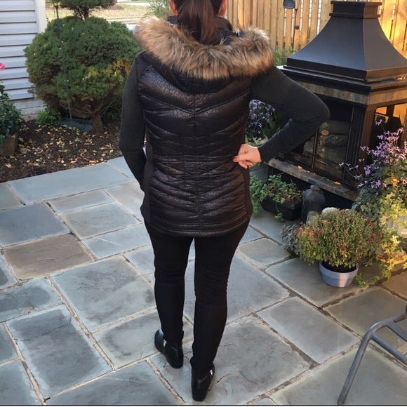 MiCHAEL MICHAEL KORS down vest - Picture 5 of 6