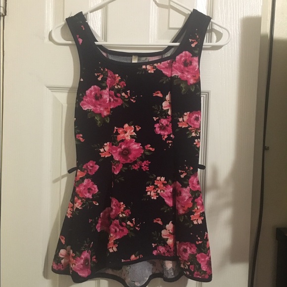 Size small