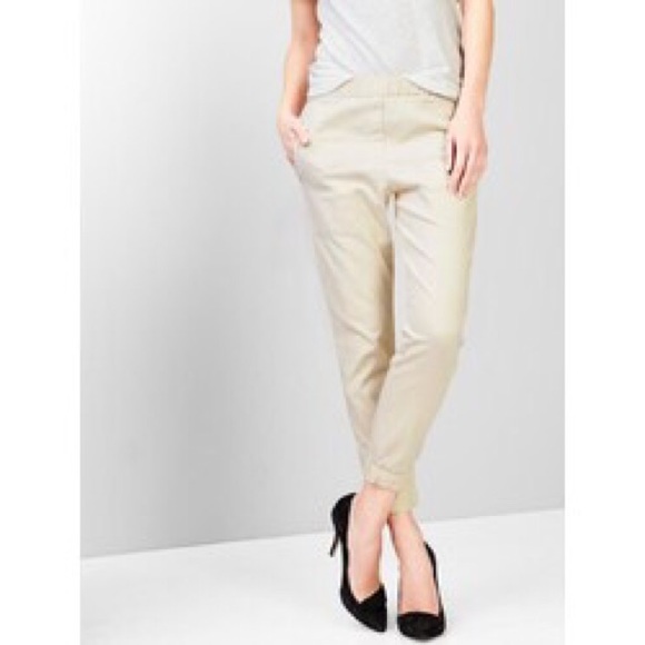 GAP Drapey Joggers. Sz S NWT