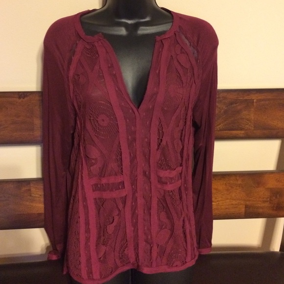 BKE Red top from the Buckle!!