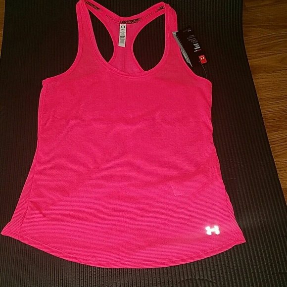 🎀 Under Armour racer back tank  🎀 - Picture 3 of 3