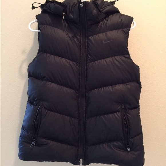 Nike Sportswear womens hooded down vest