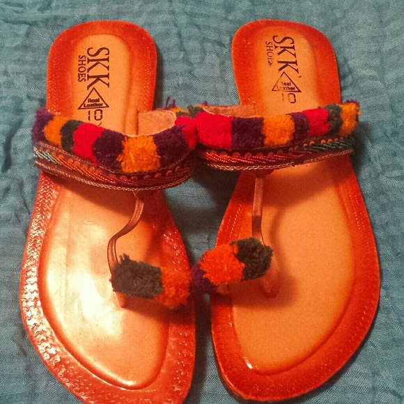 Toe ring sandals - Picture 2 of 4