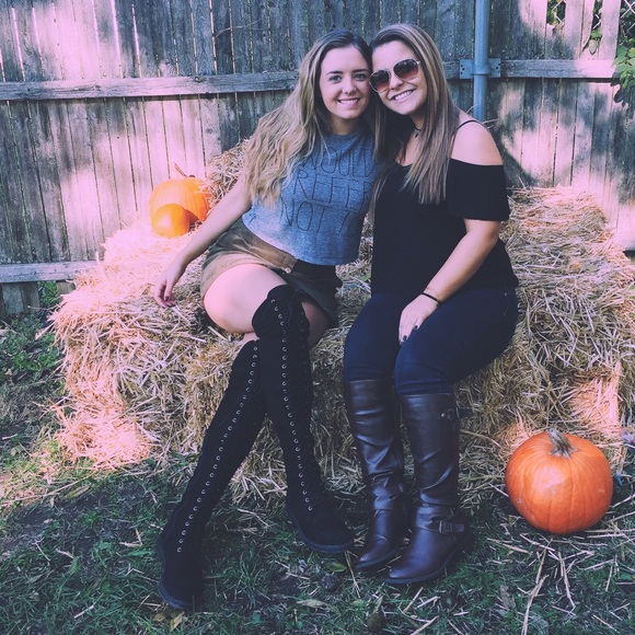 Meet your Posher, Kiera - Picture 2 of 2