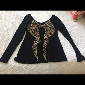 Black sweater with leopard print bow