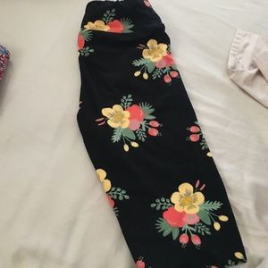 Lularoe tween leggings