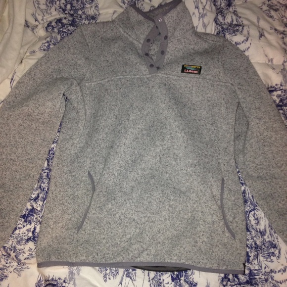 Grey LLBean Snap Pullover