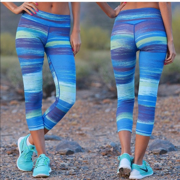 Nikibiki Sport Pants - Blue and green Capri yoga pants. Sz S/M