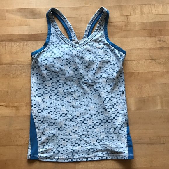 Nike workout top
