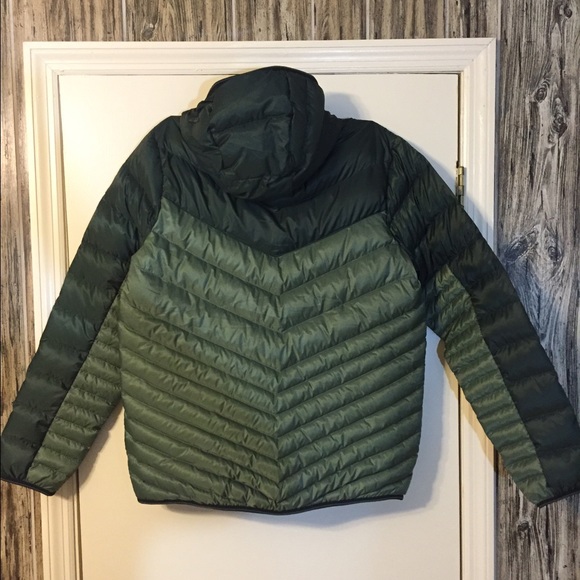 Nike Puffer jacket - Picture 3 of 3