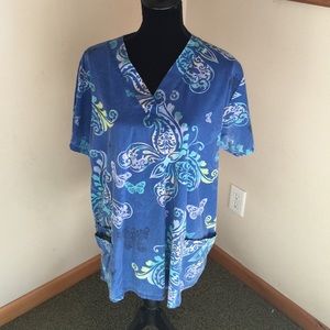 ⭐️Women's blue printed scrub top size XL,