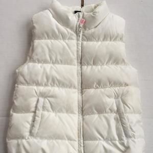 Gap puffer vest