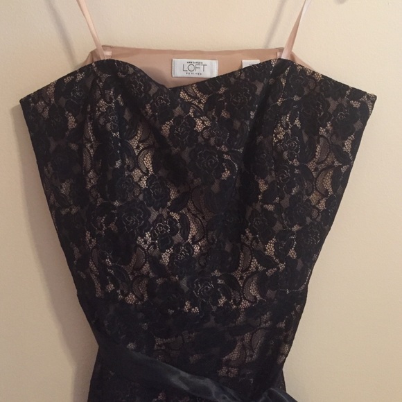 Ann Taylor Loft nude black lace dress 10P