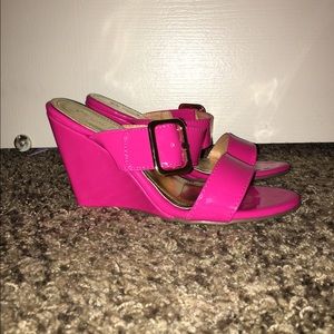 Hot pink wedges