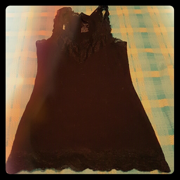 Lace edged tank top black
