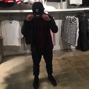 Meet your Posher, Tri