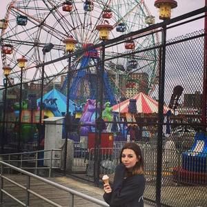 Meet your Posher, Lexi