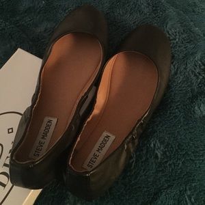 Black steve madden flats