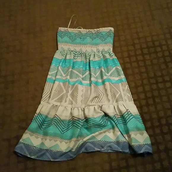 Dress - Picture 1 of 1