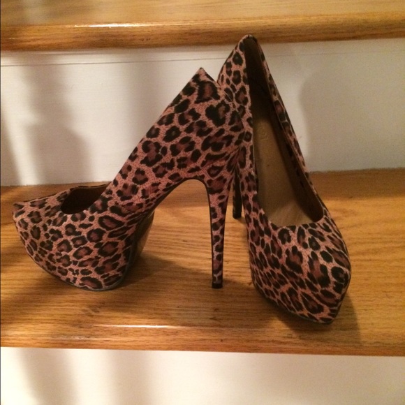 Leopard print stiletto - Picture 2 of 2