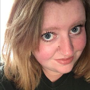 Meet your Posher, Tayler