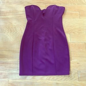 Tobi- Strapless Sweetheart Dress