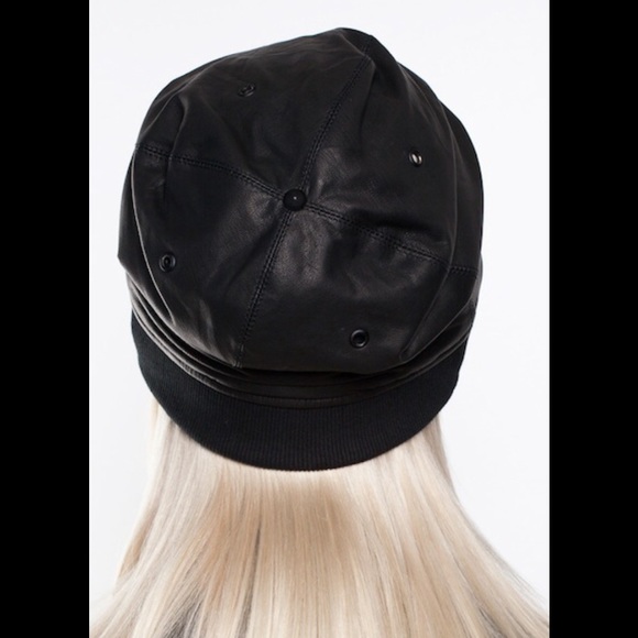 Authentic Skingraft Unisex Beanie in Lambskin. - Picture 4 of 4