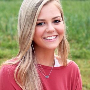 Meet your Posher, Carly