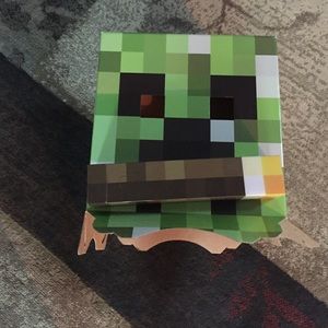 Minecraft torch and head