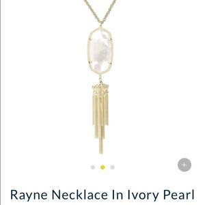 Kendra Scott Rayne necklace in gold pendant