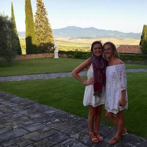 Meet your Posher, Lauren