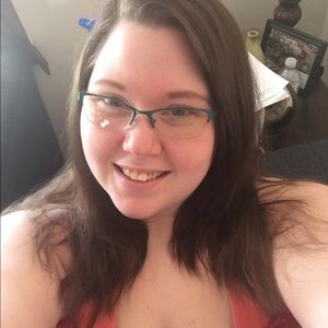 Meet your Posher, Michele