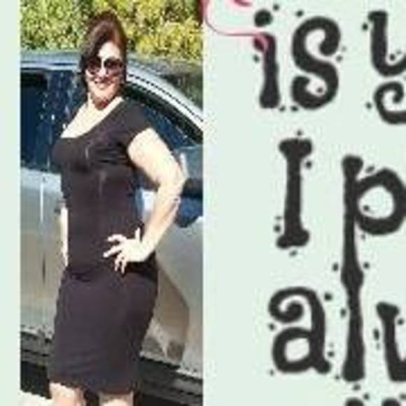 Meet your Posher, Andrea - Picture 1 of 1