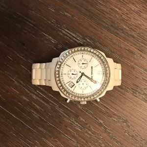 ✨authentic✨Michael Kors white watch with opal face