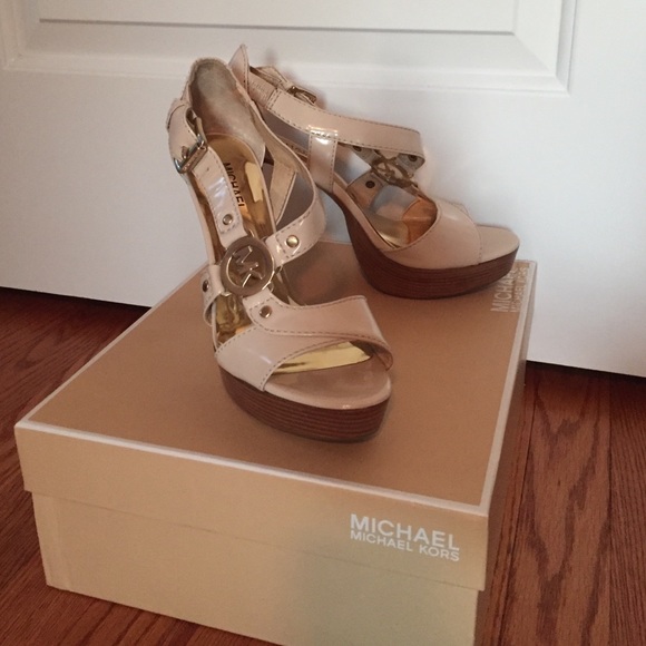Micheal Kors Patent Heel
