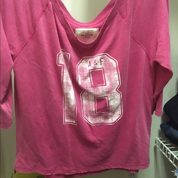 Abercrombie & Fitch tee