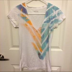 V-neck tshirt