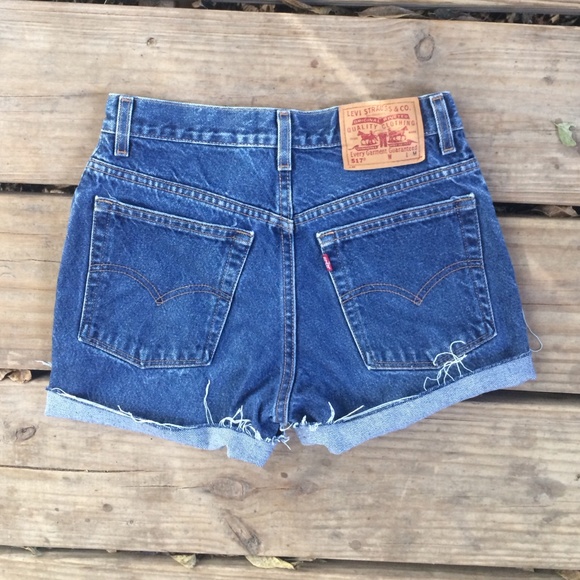 Levi's Pants - Levi's high waisted shorts