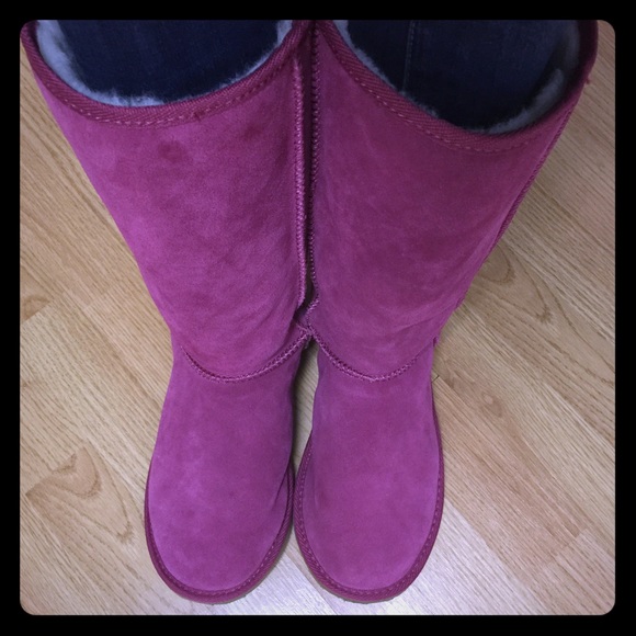 BRAND NEW BOOTS