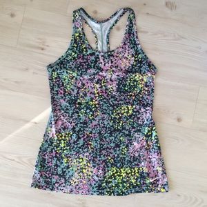 Nike Dri-Fit Running Top Size M