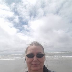 Meet your Posher, Vickie