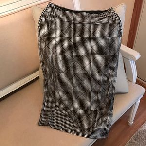 NWOT's woman's pencil skirt M
