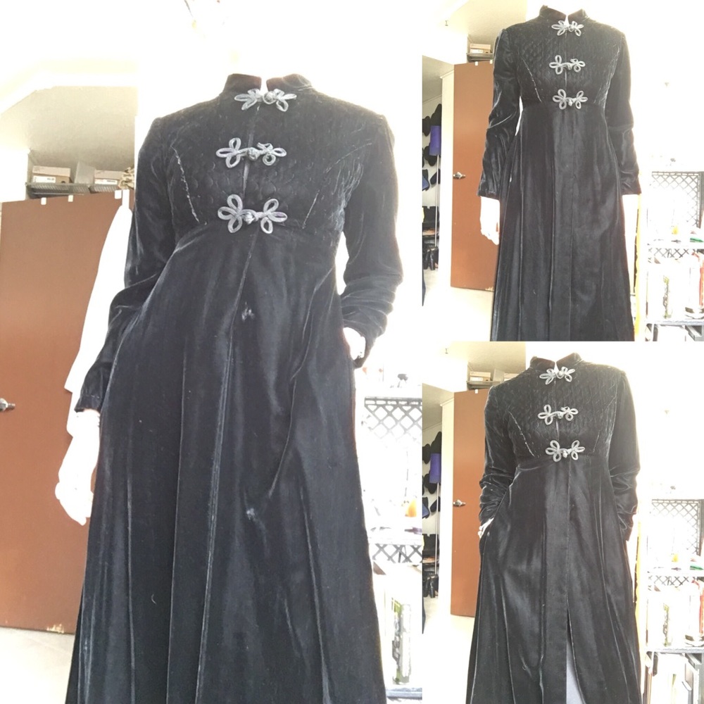 Amazing Vintage Velvet Jacket