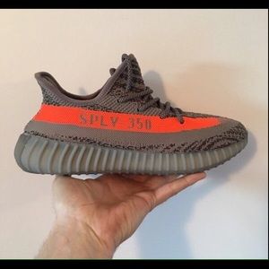 Deadstock Yeezy Boost 350 v2