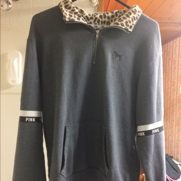Vs pink rare leopard/cheetah half zip