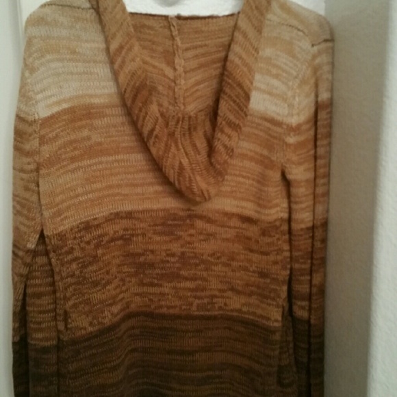 Sweater - Picture 3 of 3