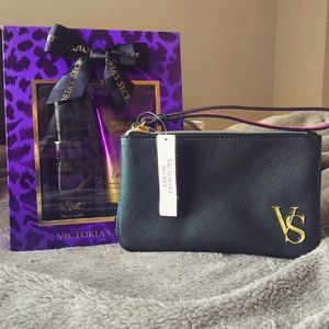 Victoria Secret BUNDLE DEAL💜🌪