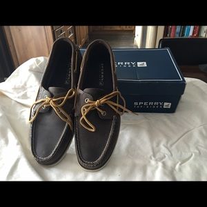 This shoe never goes out of style! A must have