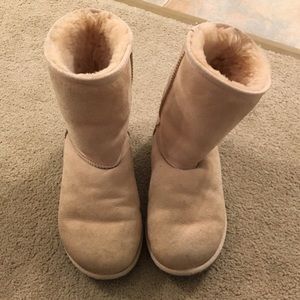 Baby pink women's Uggs