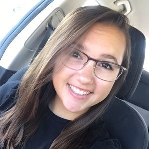 Meet your Posher, Natalie